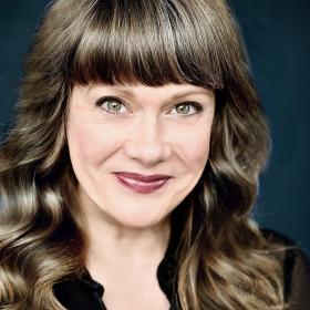 Headshot of Bonni Allen