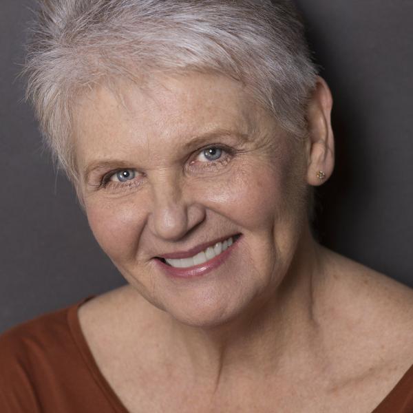 Headshot of Janet Mondloh