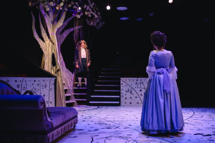 Legacy of Light Theatre in the Round