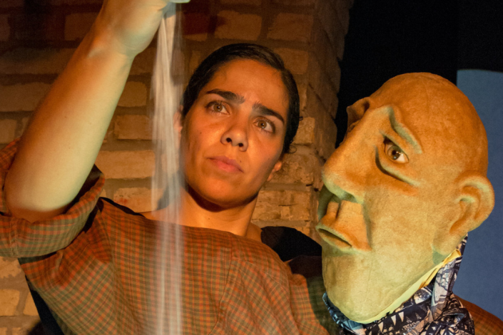 Exploring migration through mesmerizing puppetry