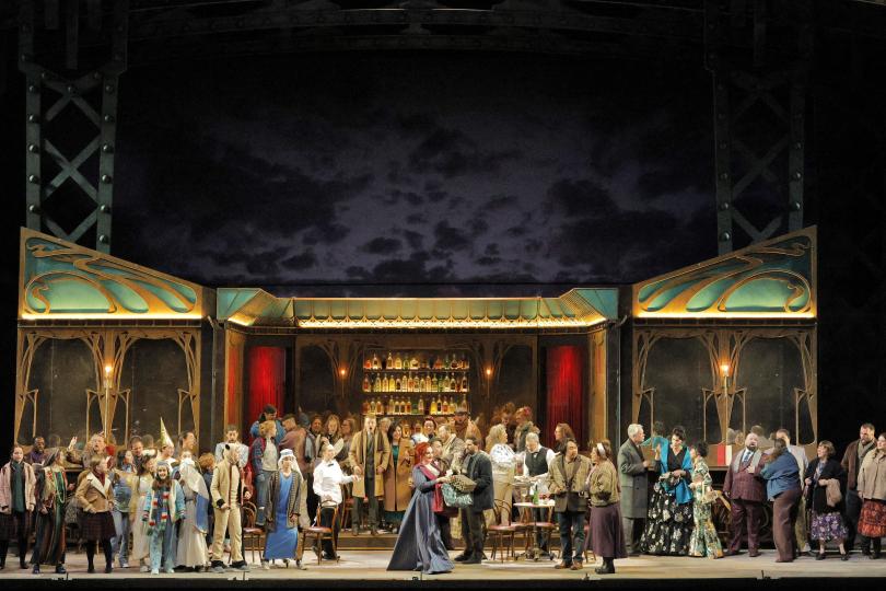 Performers of La boheme on stage